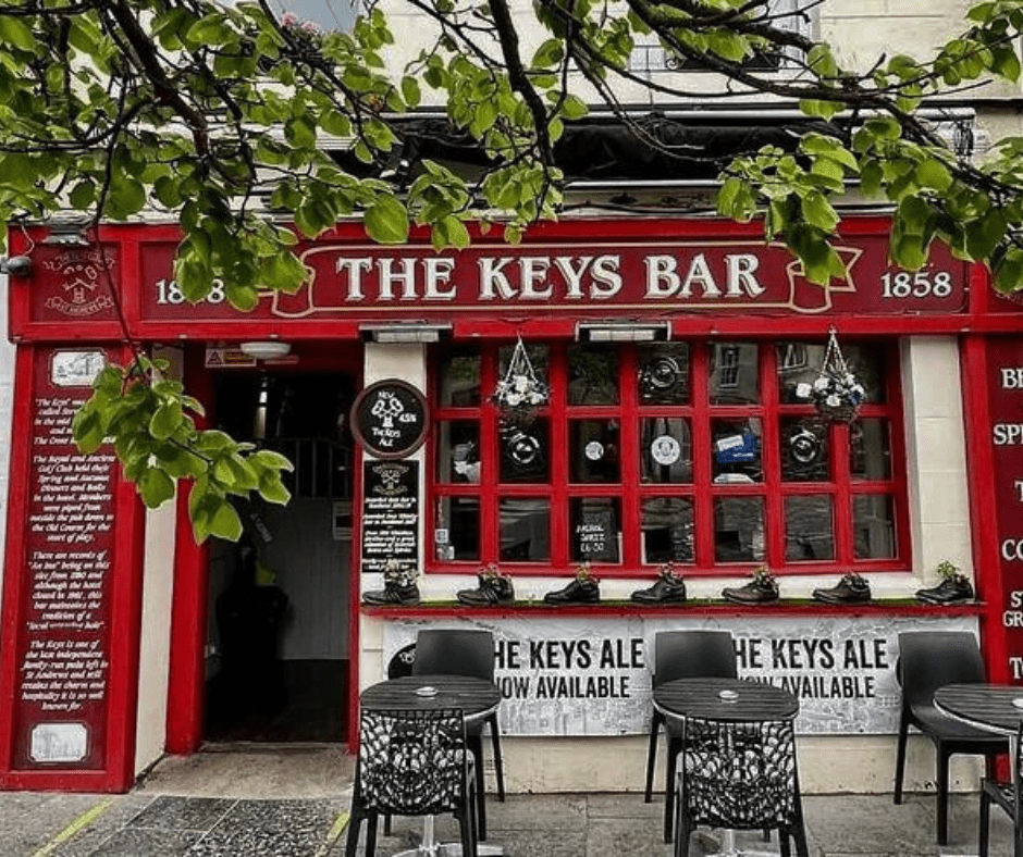 The outside of The Keys Bar, St Andrews